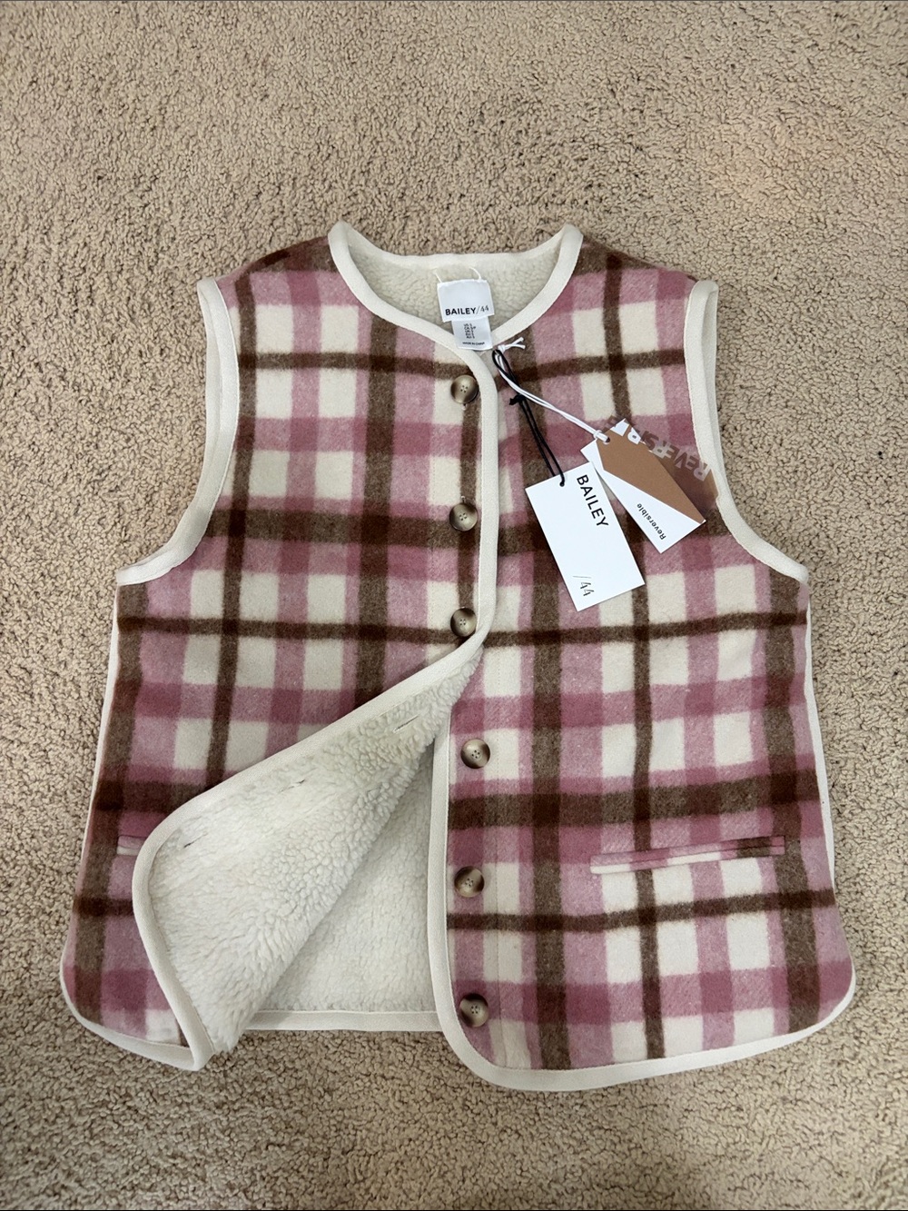 Bailey 44 REVERSIBLE NWT BRAND NEW VEST (Sherpa lined) size s